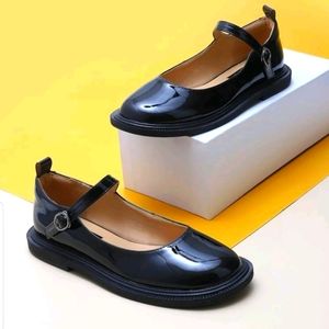 Flats - Mary Janes